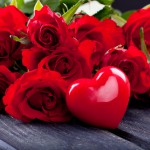 rote Rosen mit großen Herz